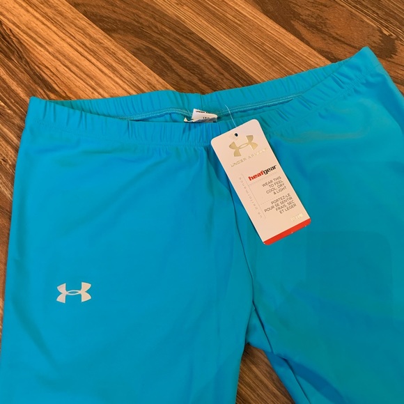 Under Armour - Heat Gear Capri’s - Picture 2 of 7